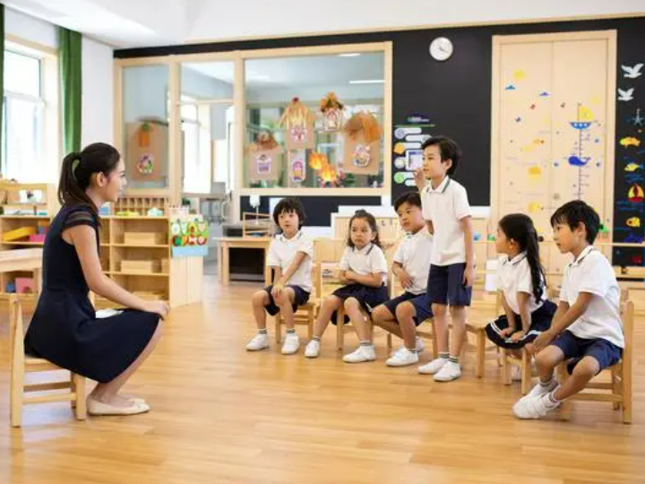 公办幼儿园越来越多，学前教育专业的春天来了吗？有哪些就业方向