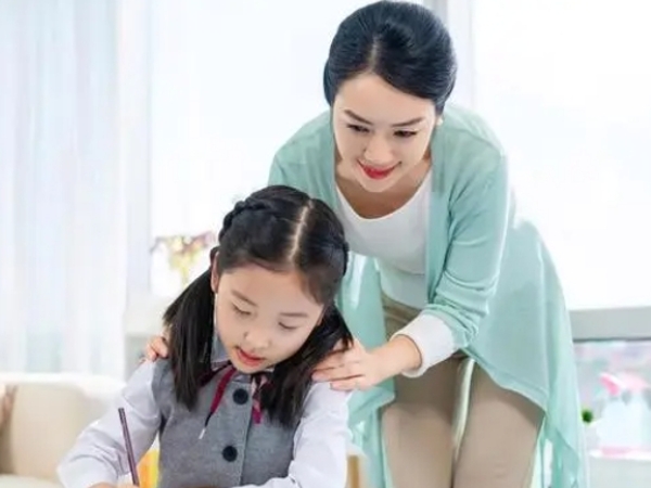 安芯微校云：怎样培养孩子的音乐素养